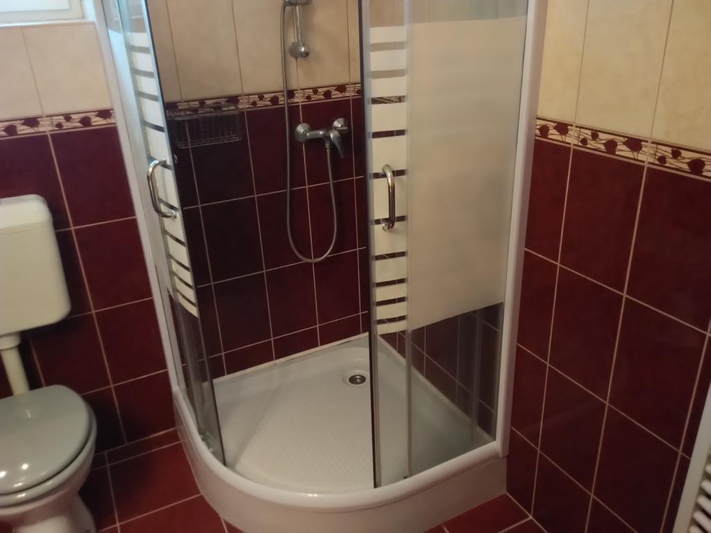 בלטונפנבש Bloomyapartment מראה חיצוני תמונה